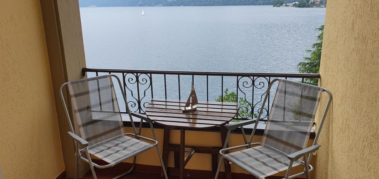 Beautiful Place A Lago D'Orta Mit Direktem Seezugang โอเมญา ภายนอก รูปภาพ